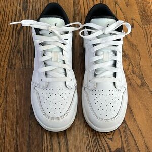 Nike Air Jordan low ops